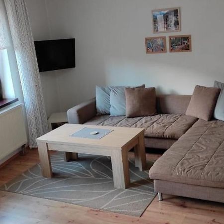 Ubytovanie City Apartman Trencianske Teplice Ngoại thất bức ảnh